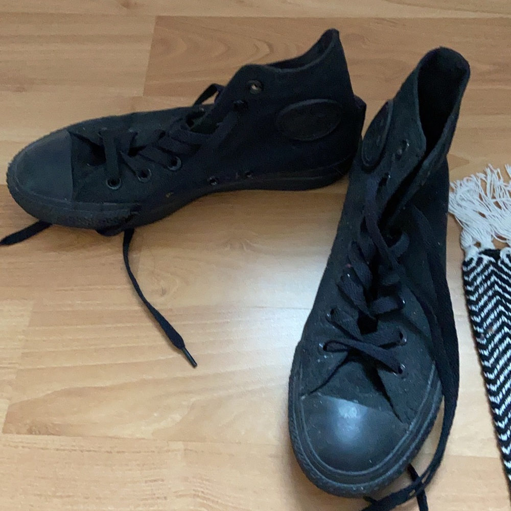 black high top converse